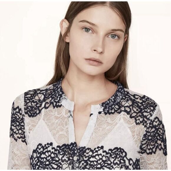 NWT $570 Maje RAYELA Two tone lace Dress Navy / White, Size 2 , 6 US - Picture 5 of 9
